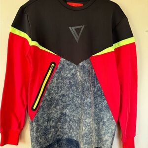 Colorblock Sweatshirt with Geometric Design